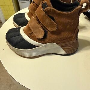 Sorel Kids Brown and Black Waterproof Boots best kids boots!
